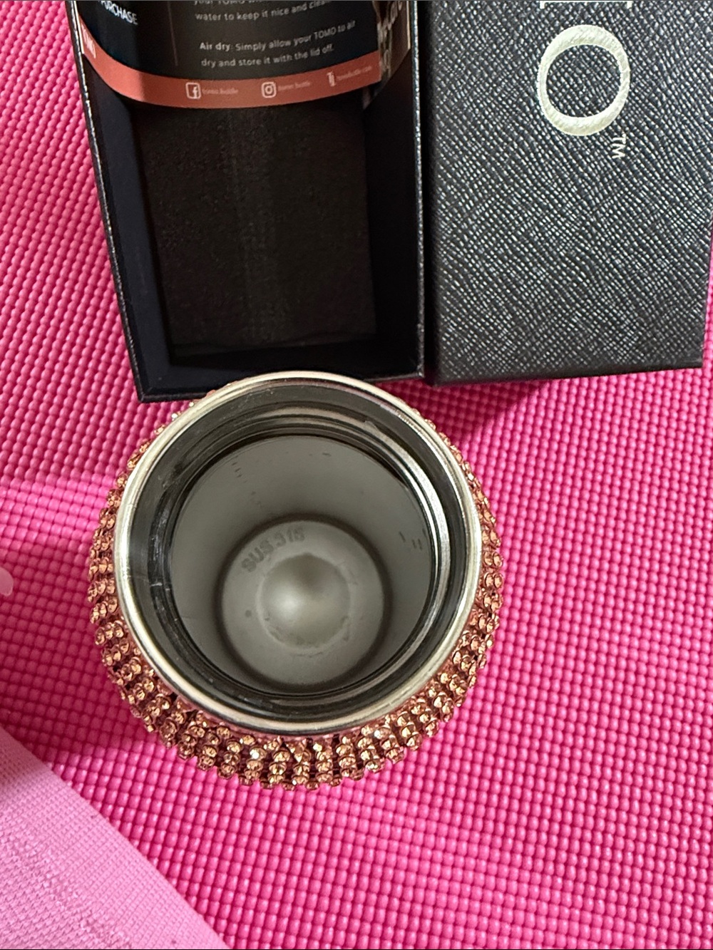 TOMTO Crystal Bling Water Bottle - Rose Gold small - Picture 5 of 6